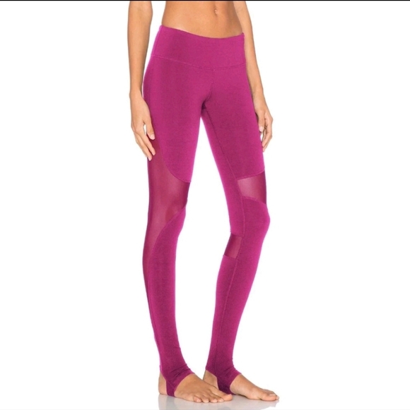 ALO Yoga Pants - ALO Yoga Coast Stirrup Leggings
